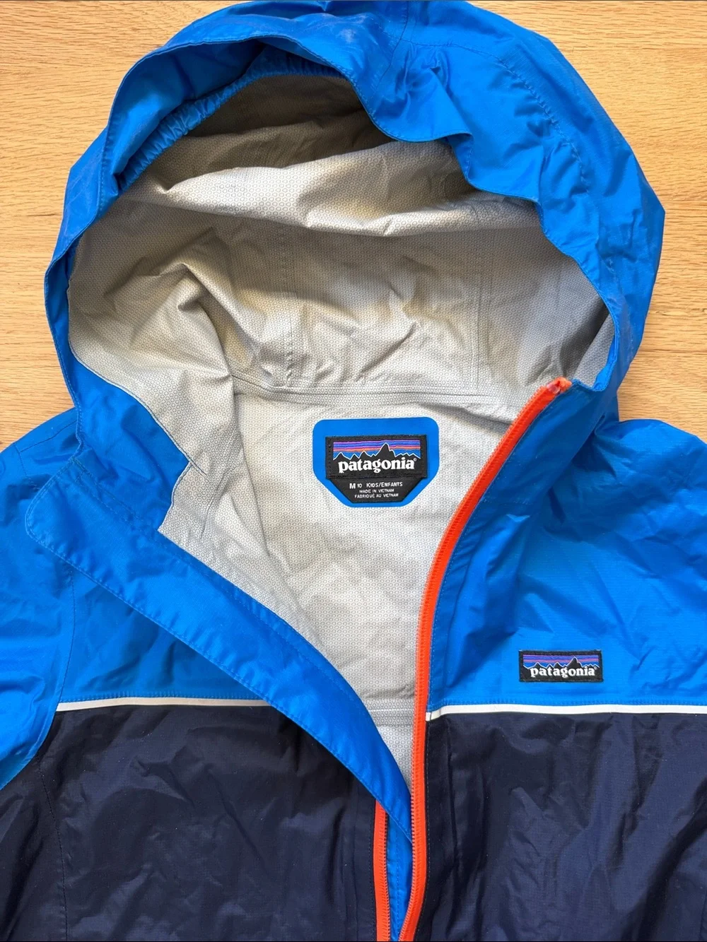 Patagonia Blue/Navy Boys' Torrentshell Rain Jacket with Orange Zipper Sz M (10)